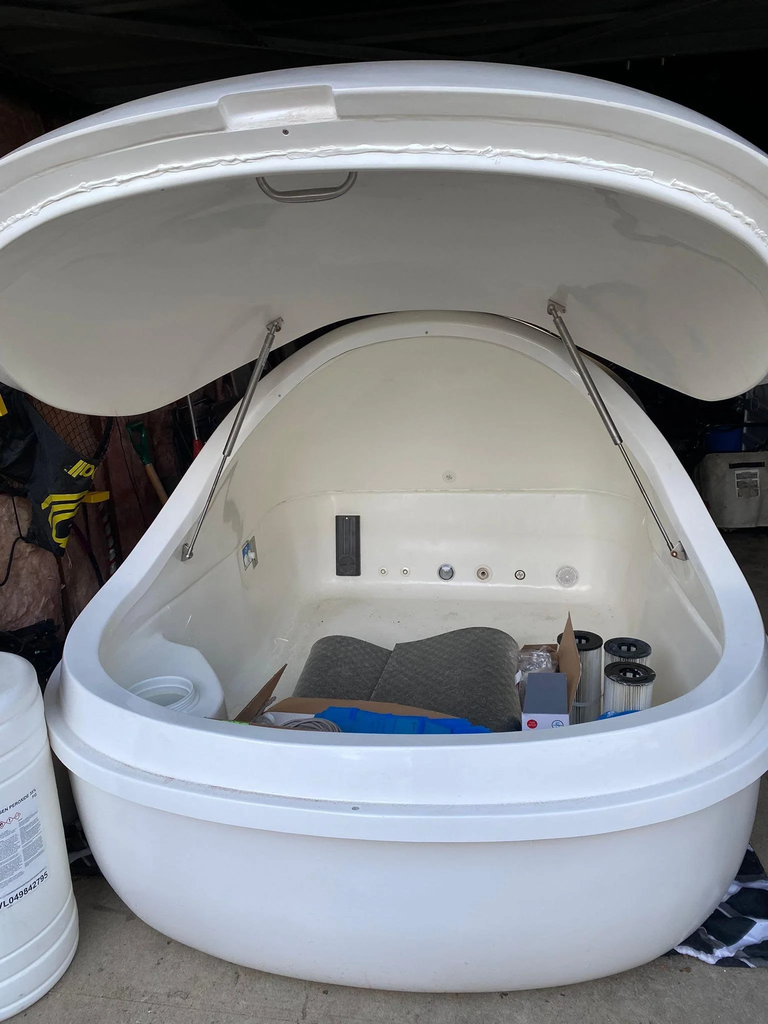 1 Royal Spa Pod - view 2