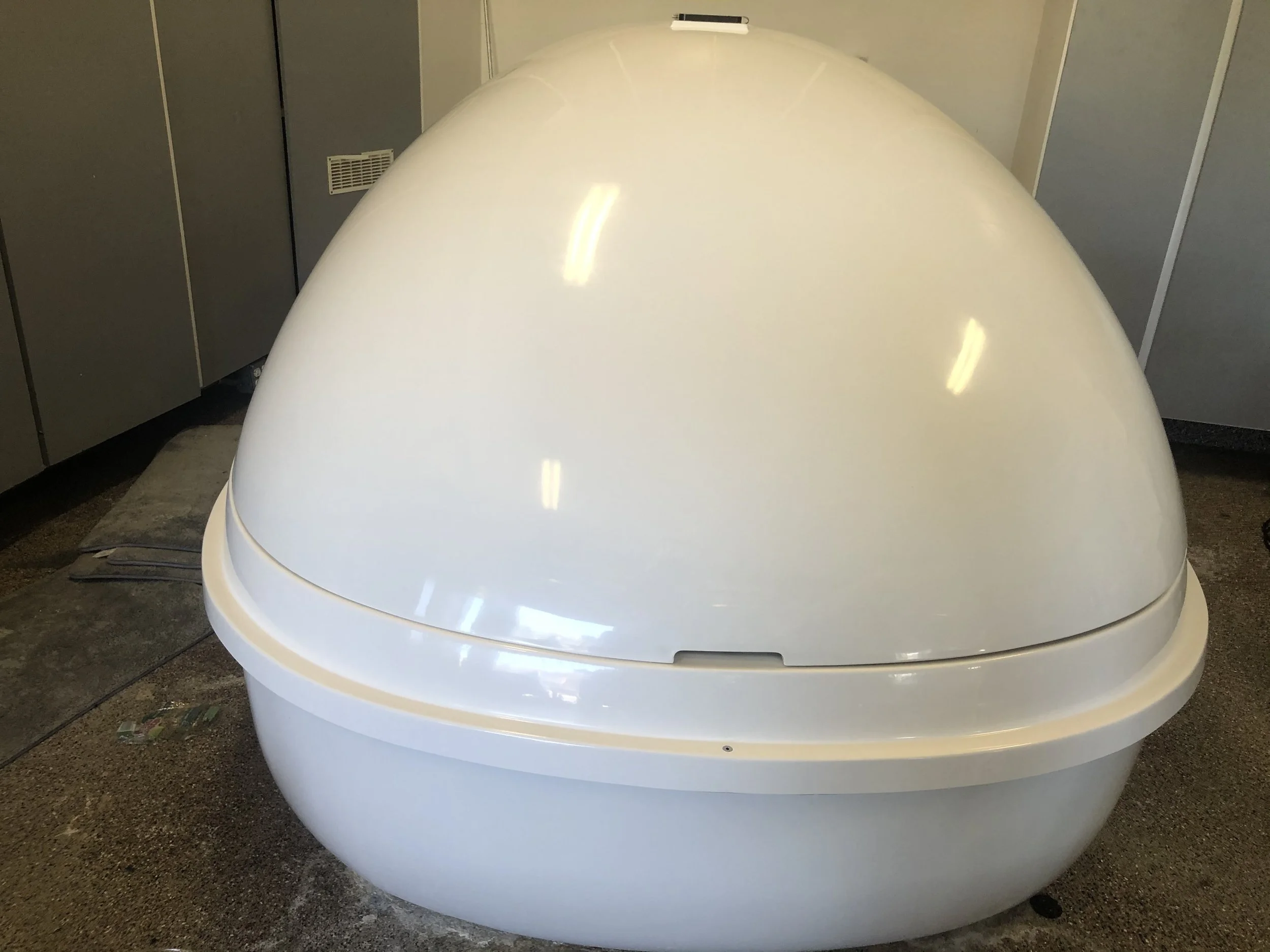 1 Royal Spa Float Pod - view 2