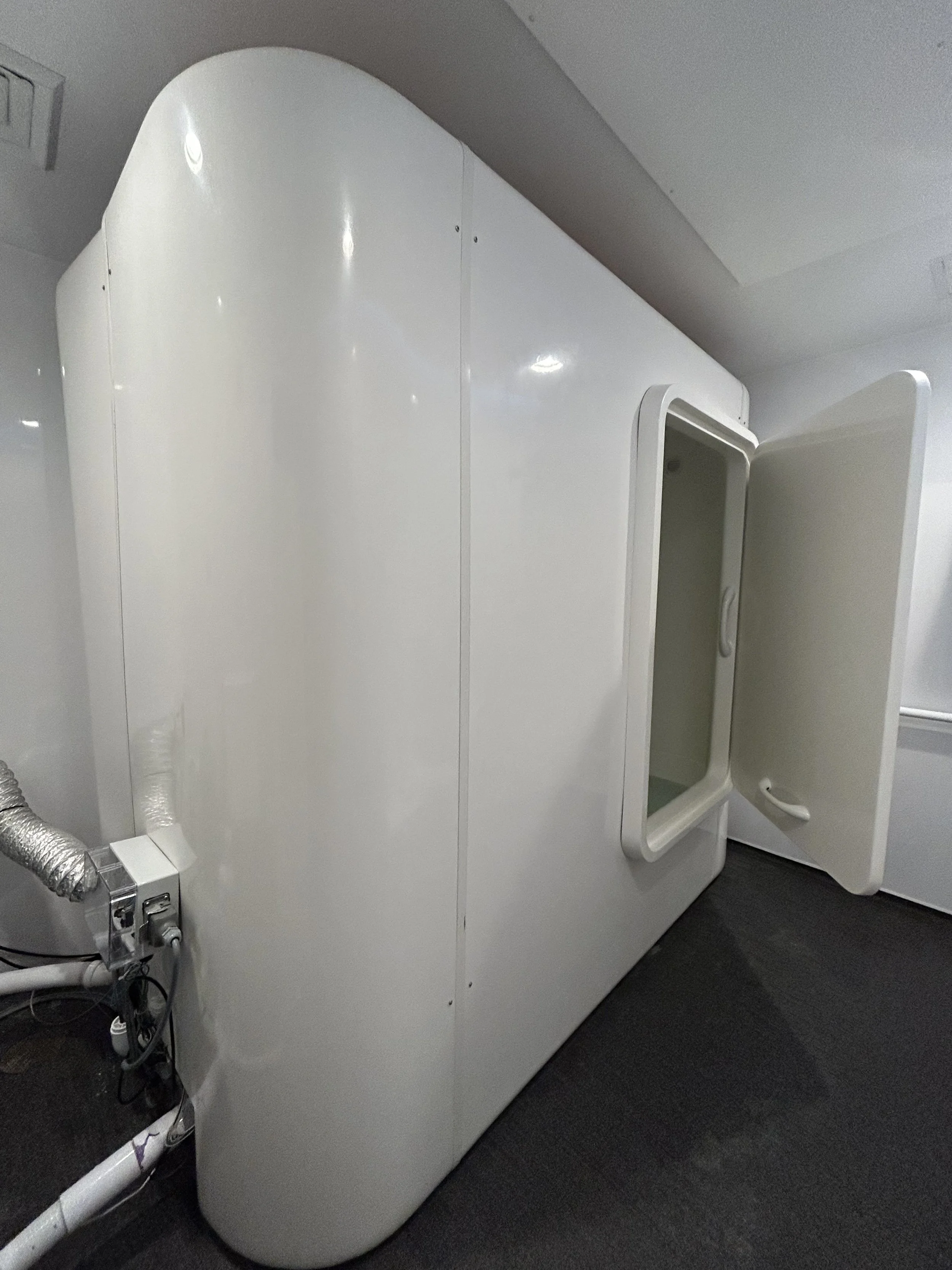 1 Superior Float Cabin - view 2