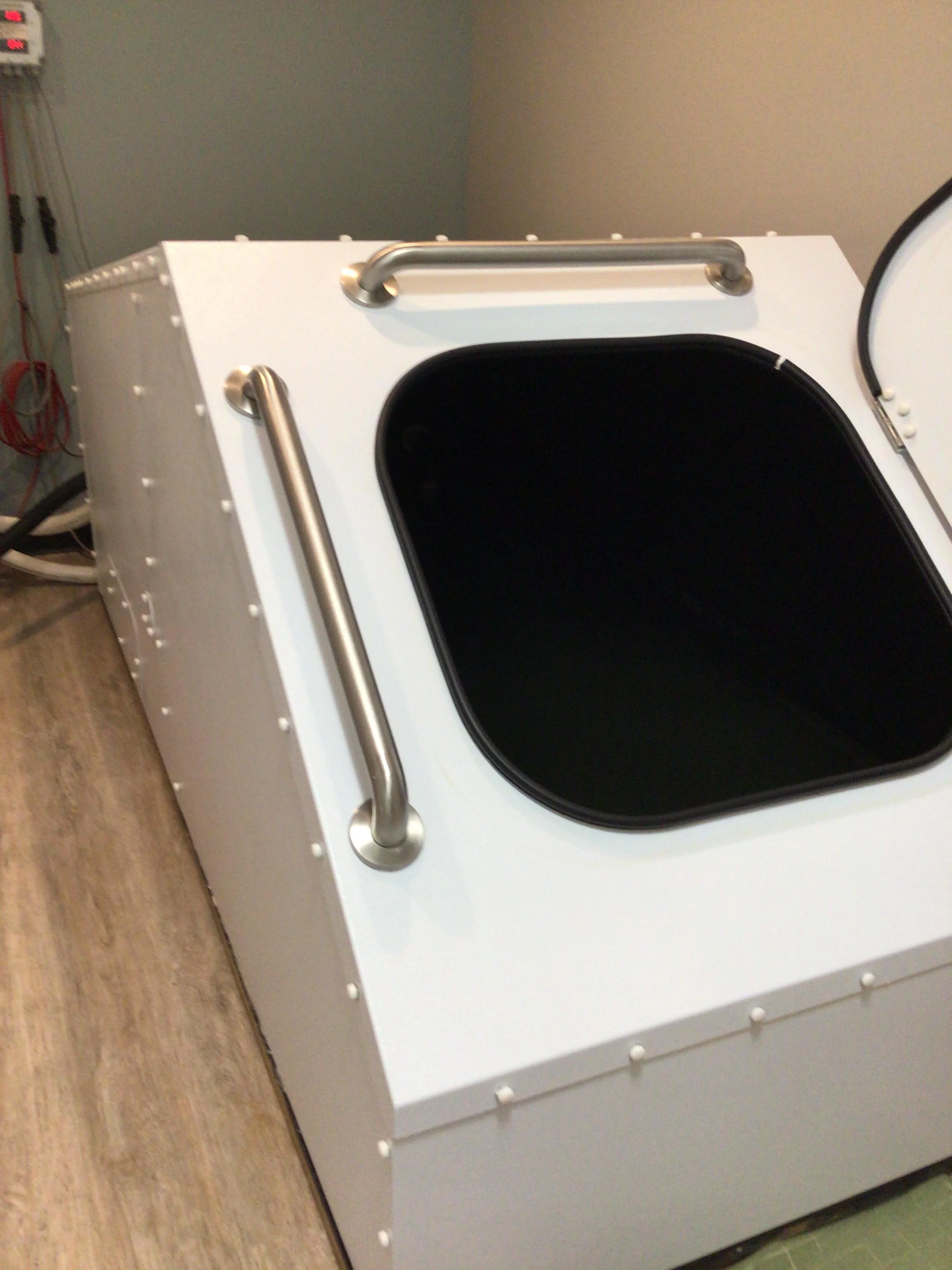 1 Escape Pod Explorer - view 3