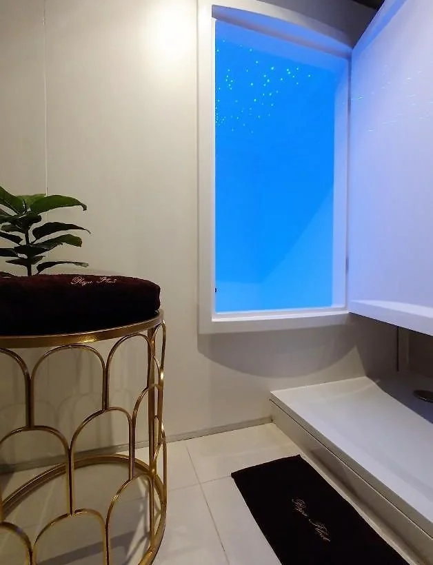 3 Ocean Float Rooms - view 4